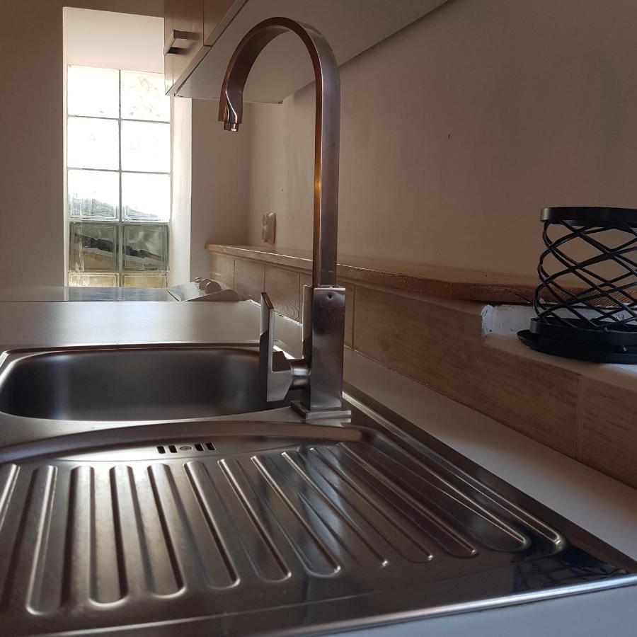 Jardin Kapetanova Kuca Apartamento Veli Iž Exterior foto