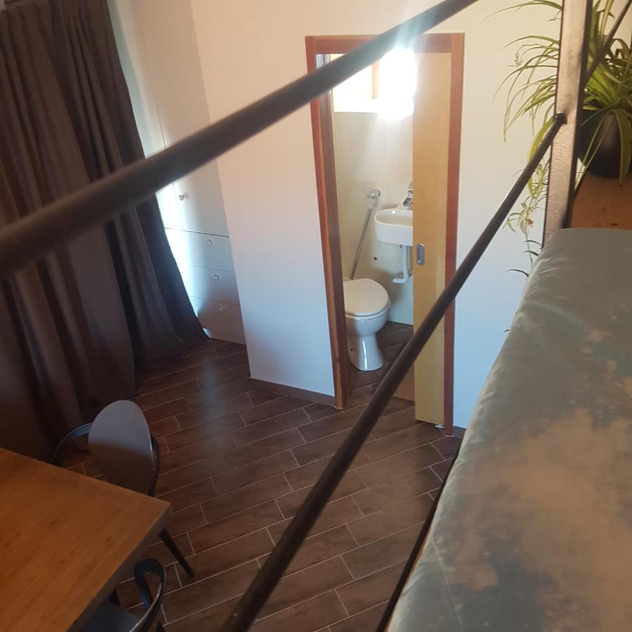 Jardin Kapetanova Kuca Apartamento Veli Iž Exterior foto