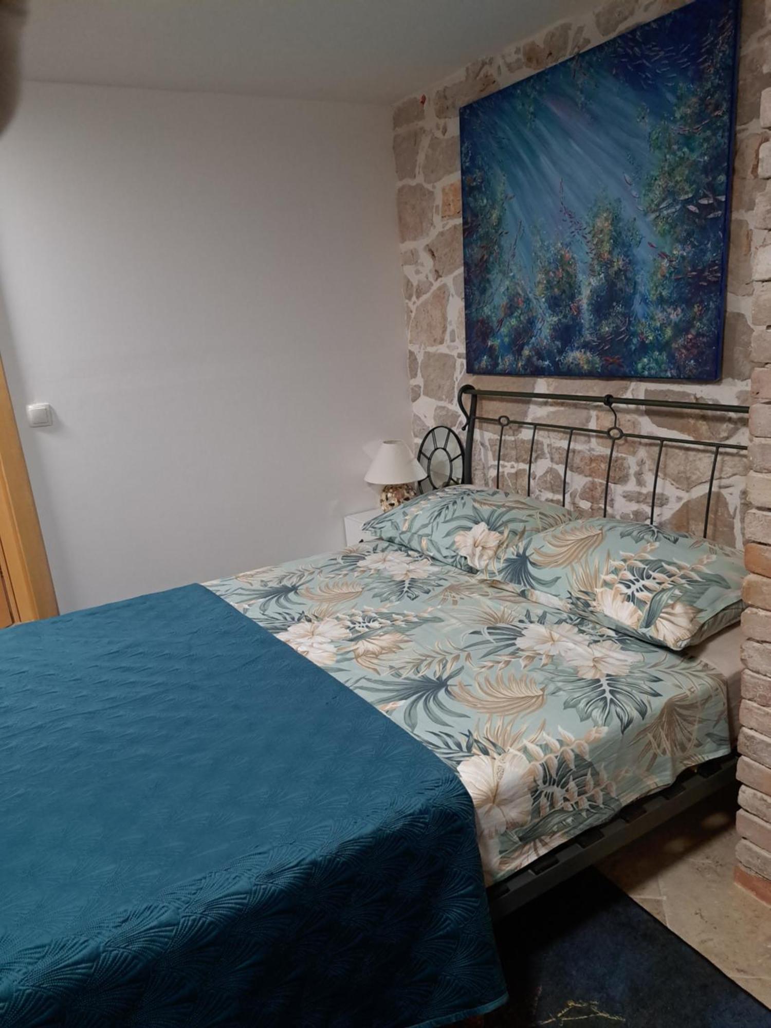 Jardin Kapetanova Kuca Apartamento Veli Iž Exterior foto