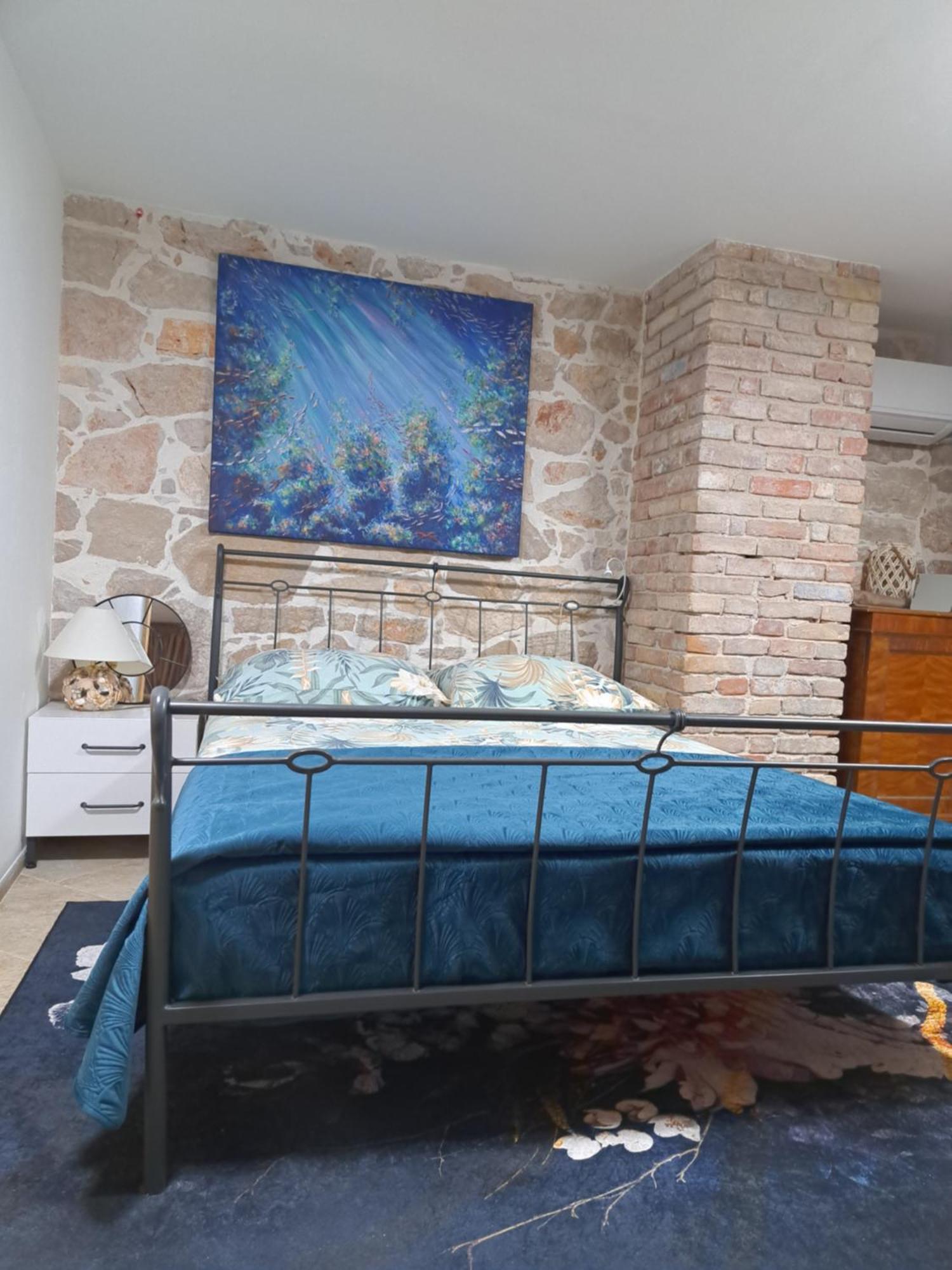 Jardin Kapetanova Kuca Apartamento Veli Iž Exterior foto