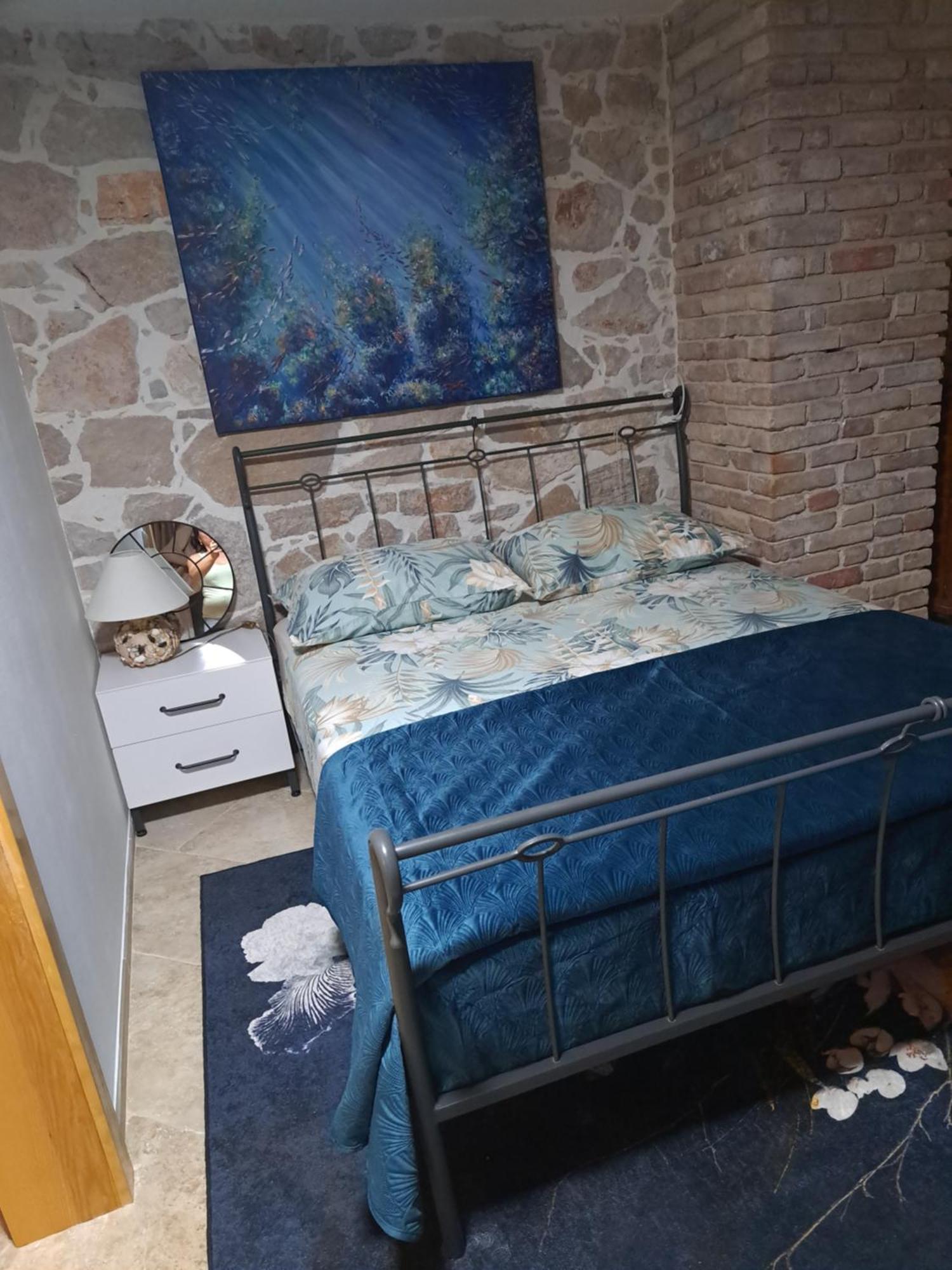 Jardin Kapetanova Kuca Apartamento Veli Iž Exterior foto